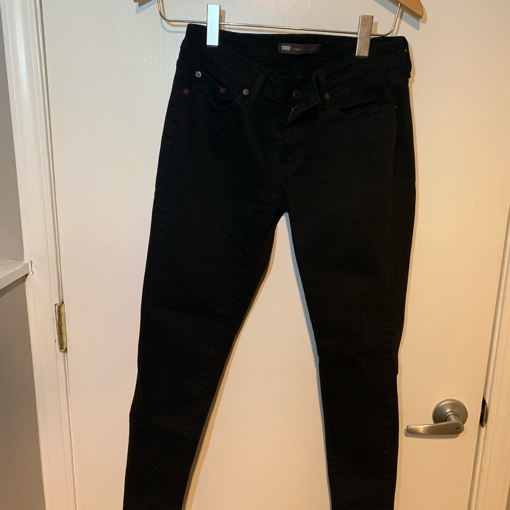 Women’s black jean legging (Levi’s)